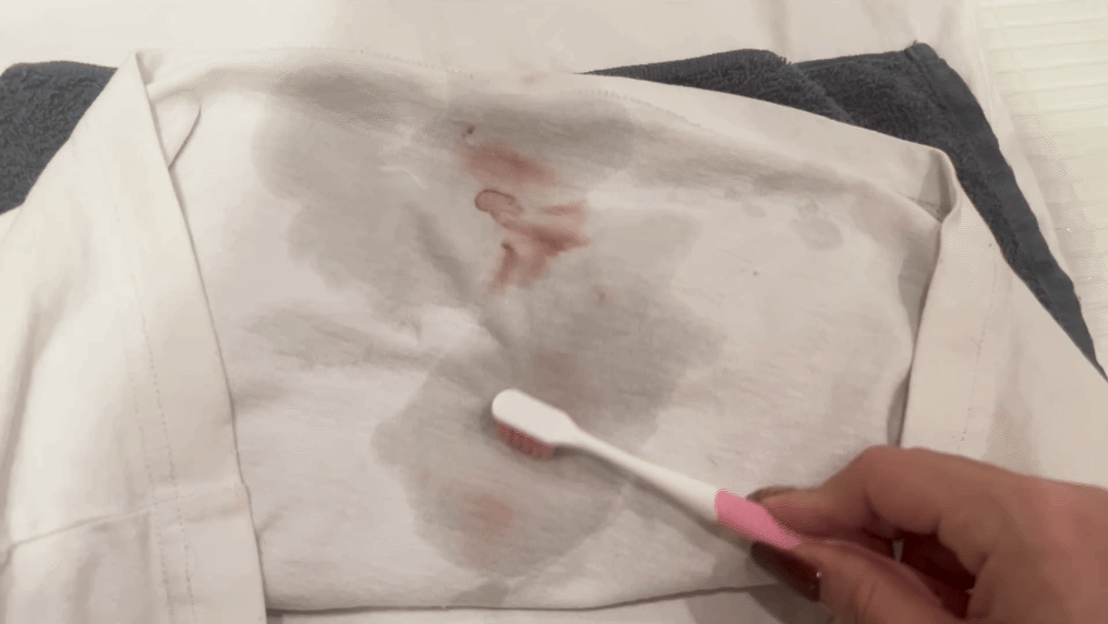 血液の落とし方のgif
